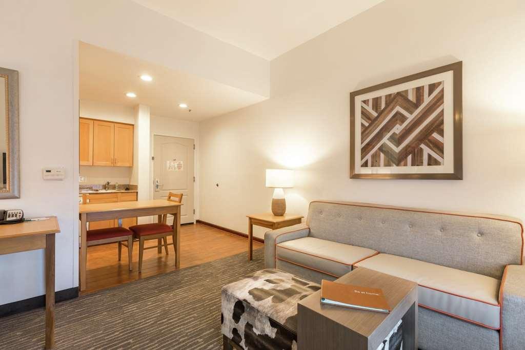 Homewood Suites By Hilton At Carolina Point - Greenville Oda fotoğraf